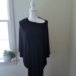 Motherhood breastfeeding shawl black